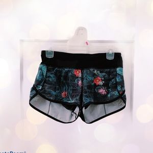 RARE Lululemon Jungle print speed shorts